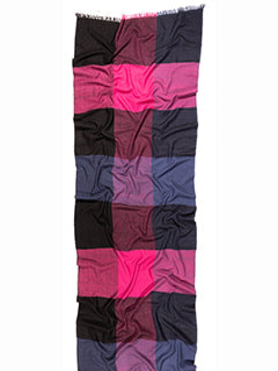 Women 8 EDEN AVENUE Accessories | Checkered Cashmere Scarf