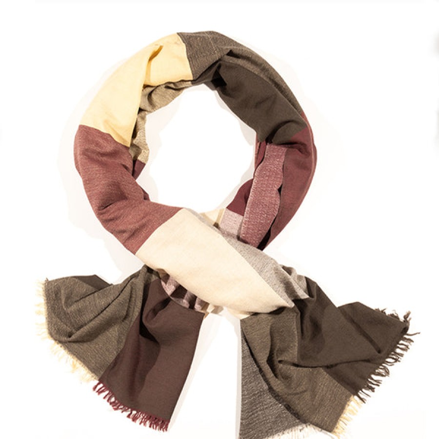 Women 8 EDEN AVENUE Accessories | Checkered Cashmere Scarf