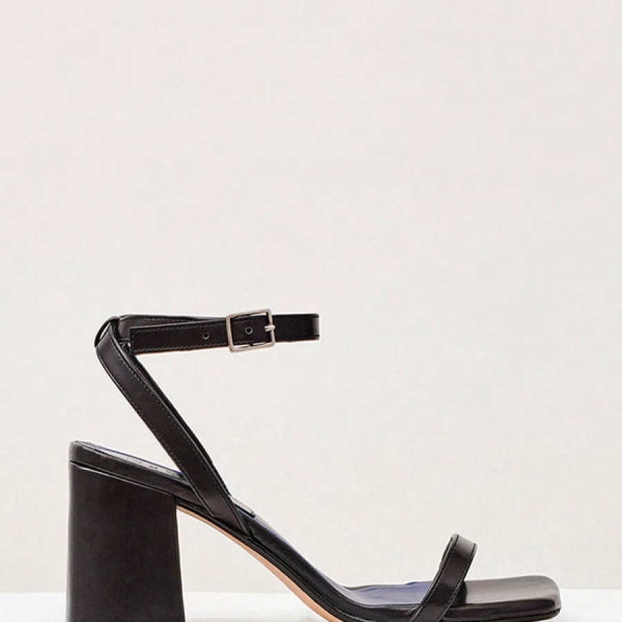 Women ESSEN Shoes | Black Leather Sandals With Block Heel