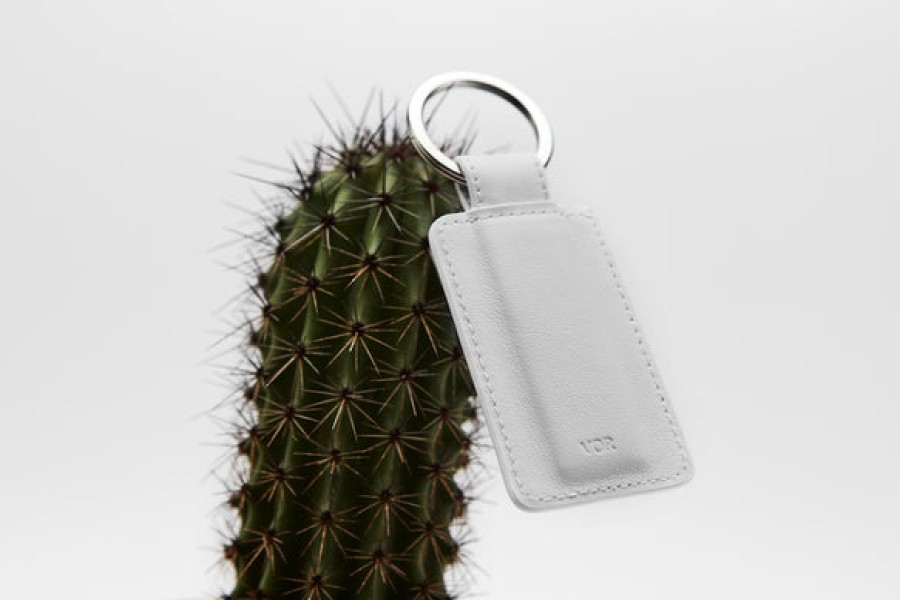 Men VOR | Leather Keyring In Off-White