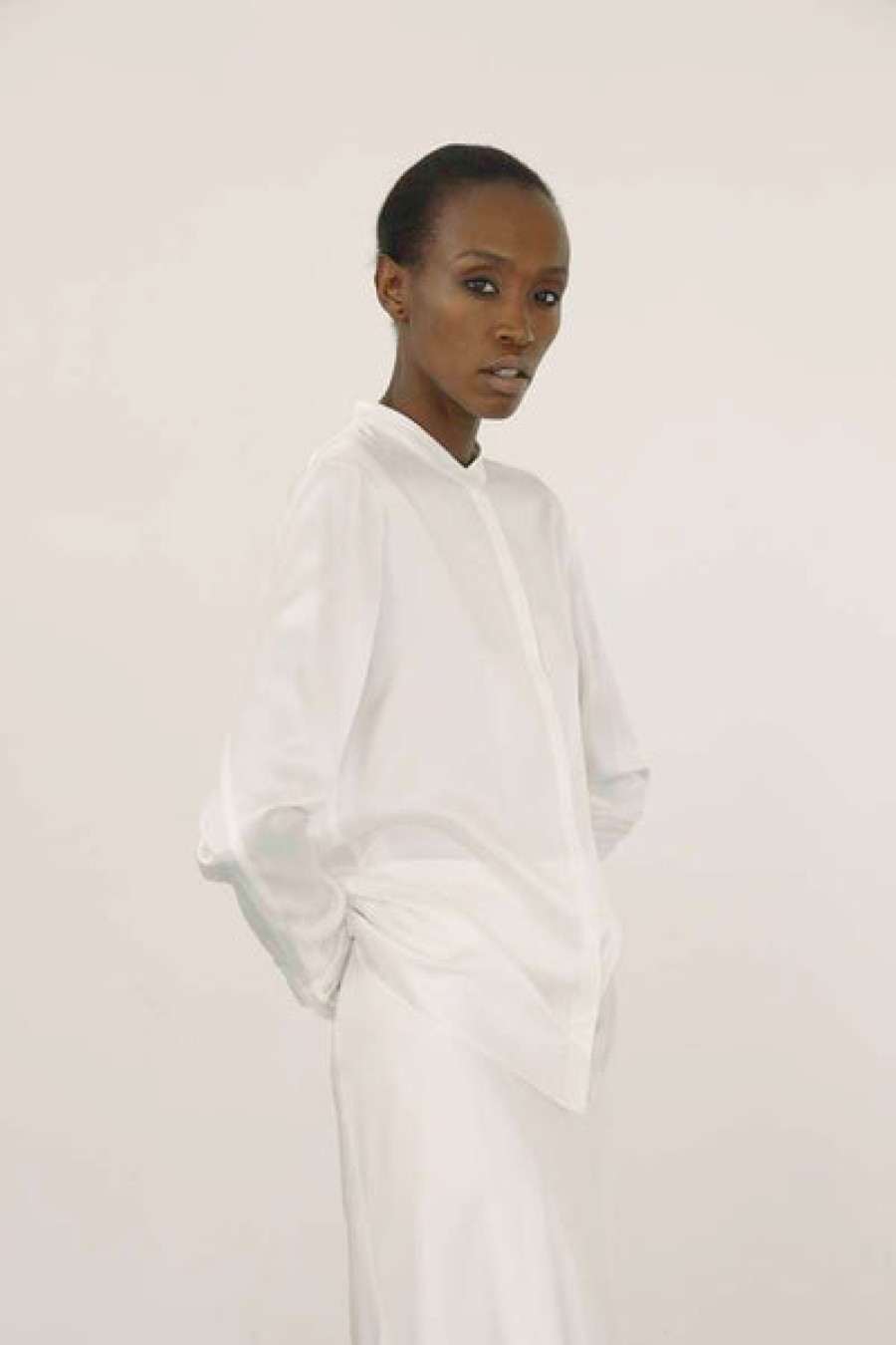 Women La Bande Berlin Tops & Shirts | Satin Silk Blouse With Stand Up Collar In White