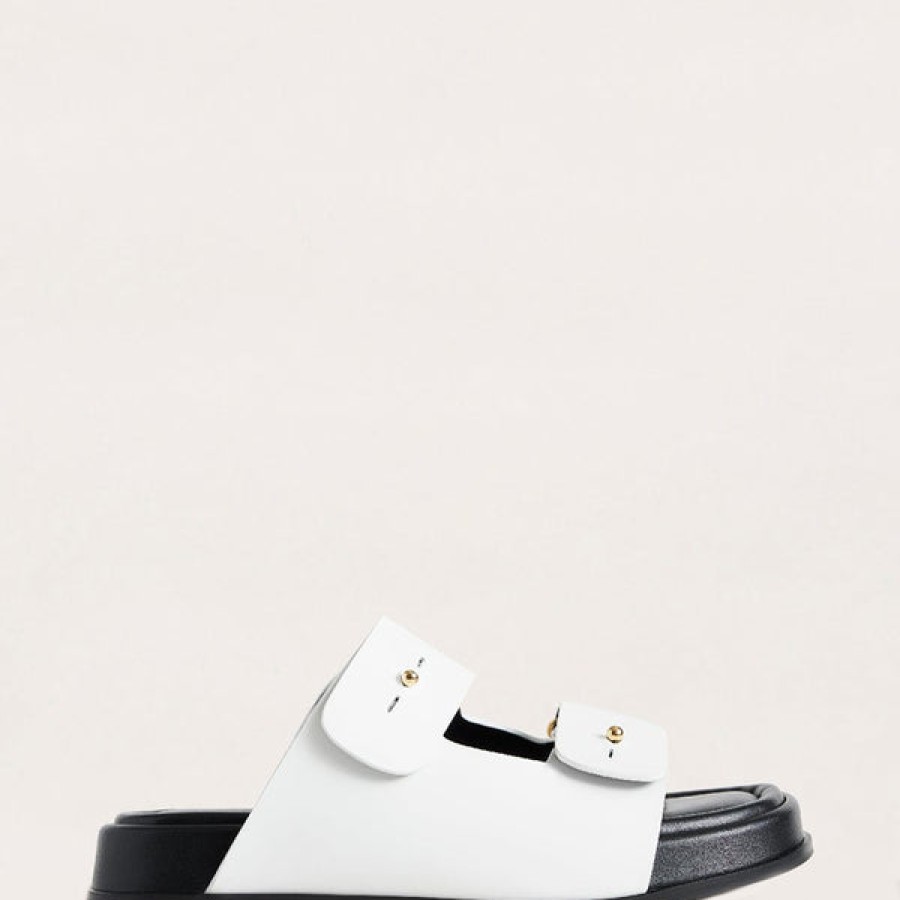 Women ESSEN Shoes | Chunky Leather Slides In White