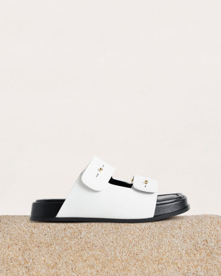 Women ESSEN Shoes | Chunky Leather Slides In White