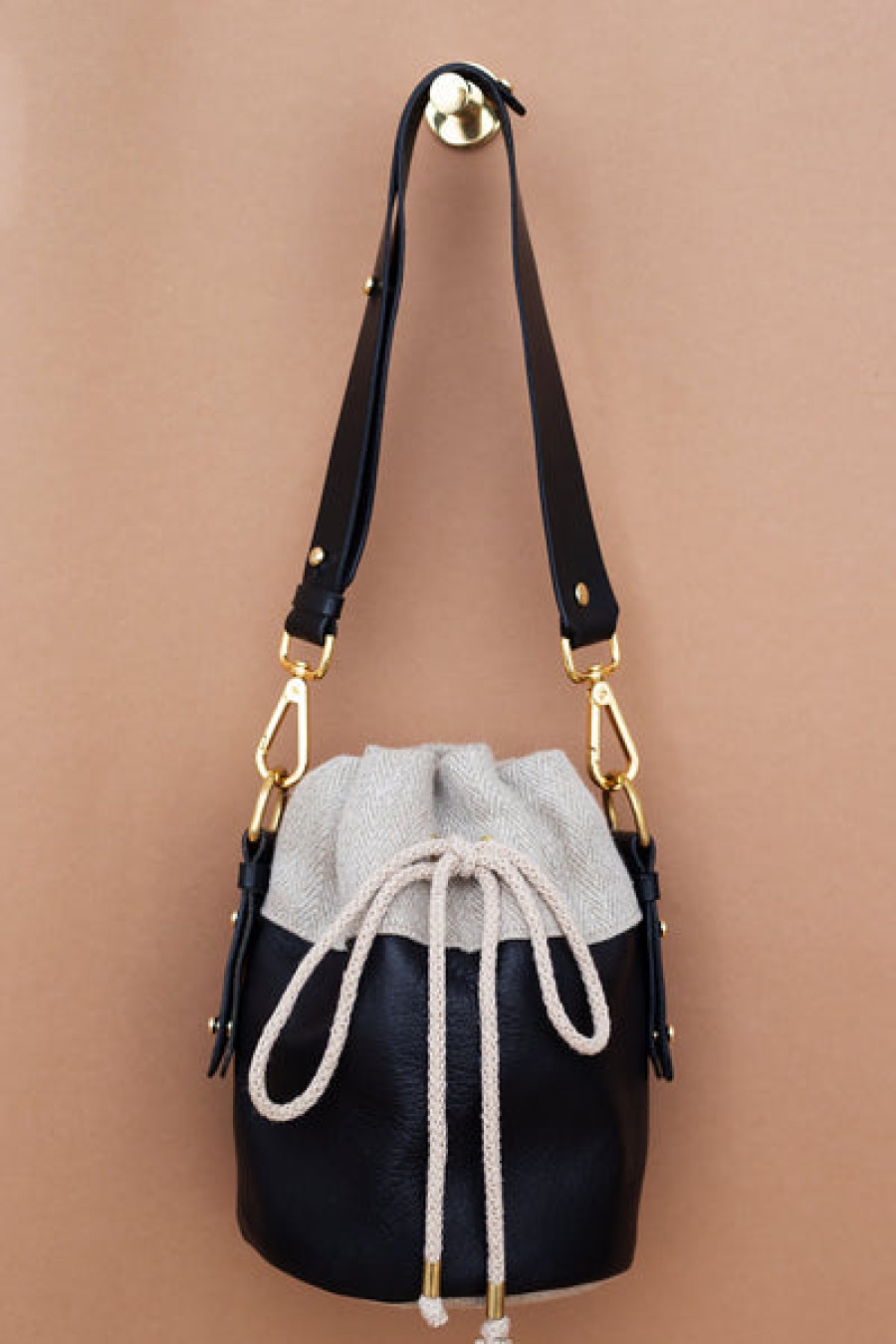 Women Agnes Nordenholz Bags | Linen Bucket Bag