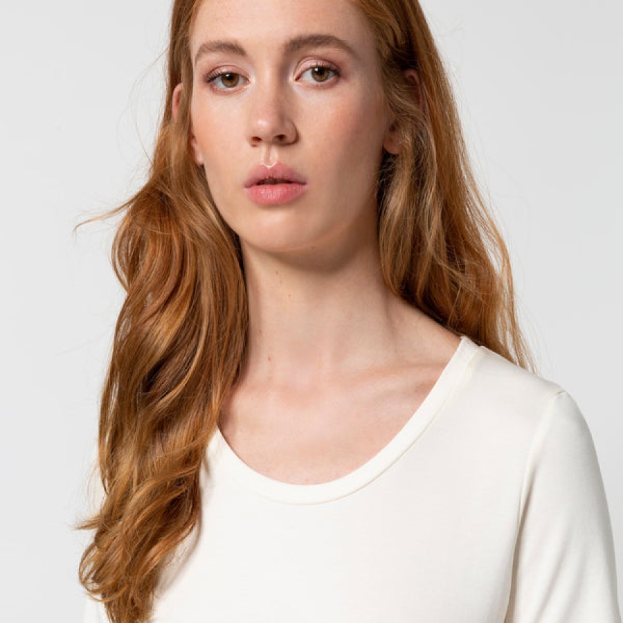 Women Liapure Design Studio Tops & Shirts | T-Shirt With Rounded V-Neck In Creme